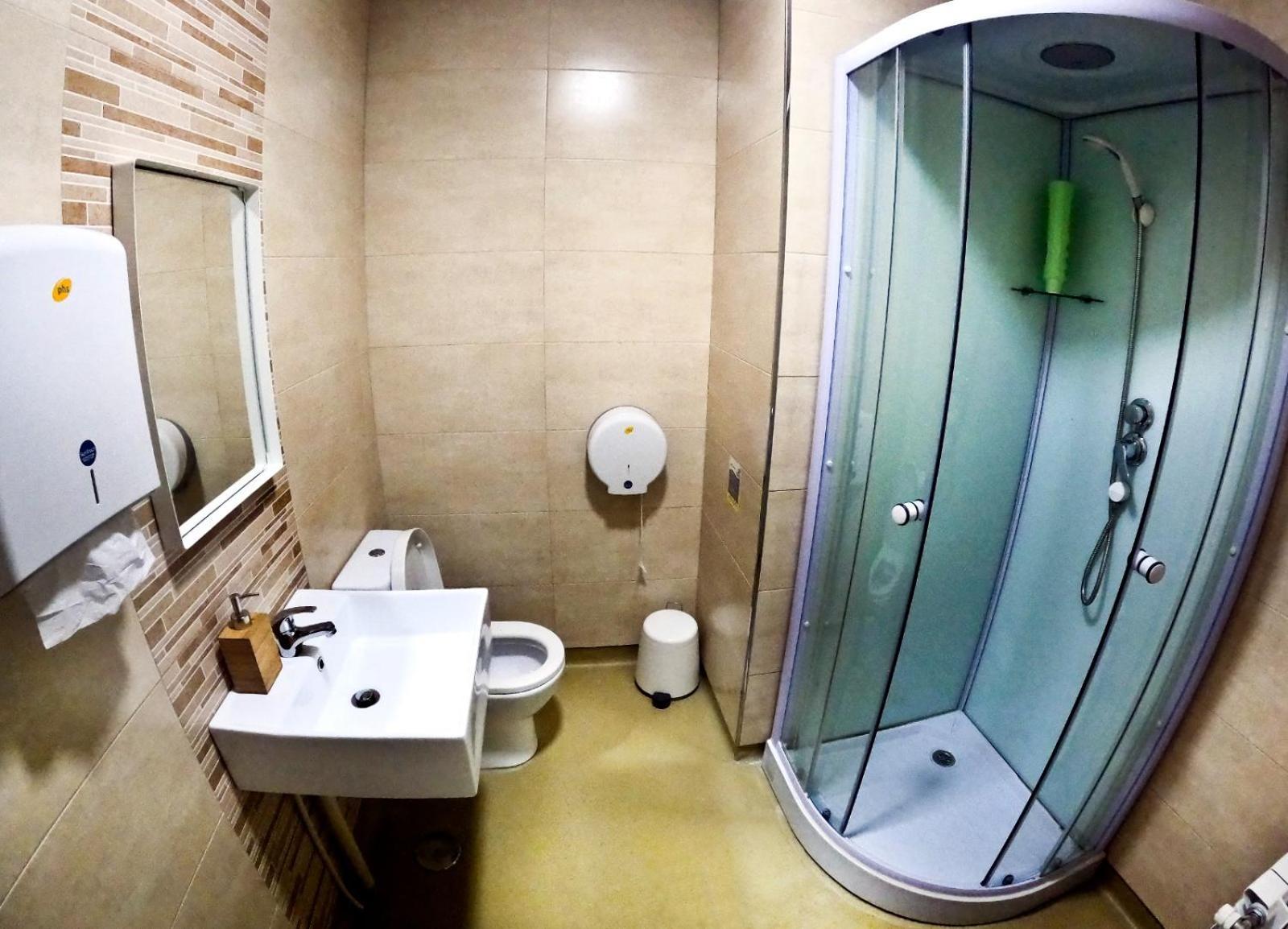 W14 Hostales Vigo Exterior foto